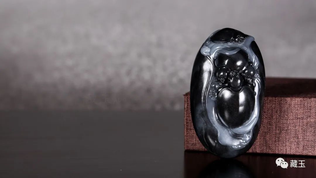 为什么有的和田玉青花特别便宜,和田玉青花什么样的价格高