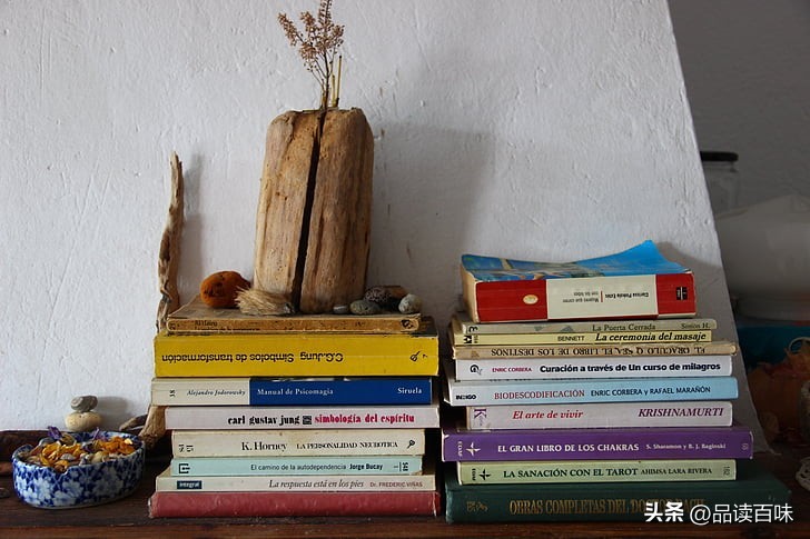 提高思维方面值得读的书,能让你脱胎换骨的4种顶级思维