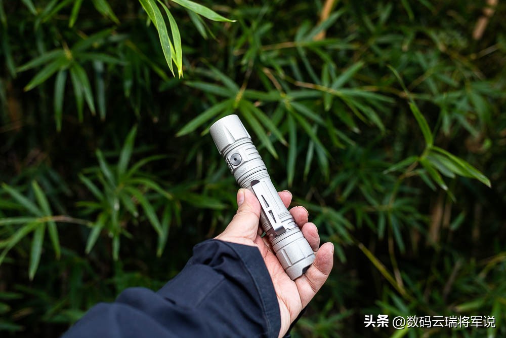 户外照明强光手电推荐,50000流明强光手电筒推荐