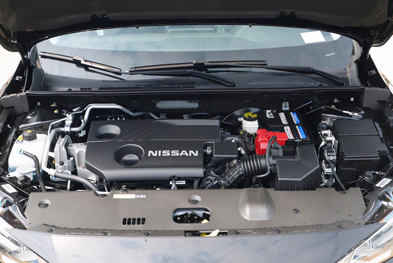 开完日产轩逸再开丰田卡罗拉,开完轩逸再开艾瑞泽8