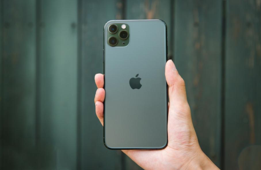 还得是iPhone13ProMax，1TB卖到12999元，依旧供不应求