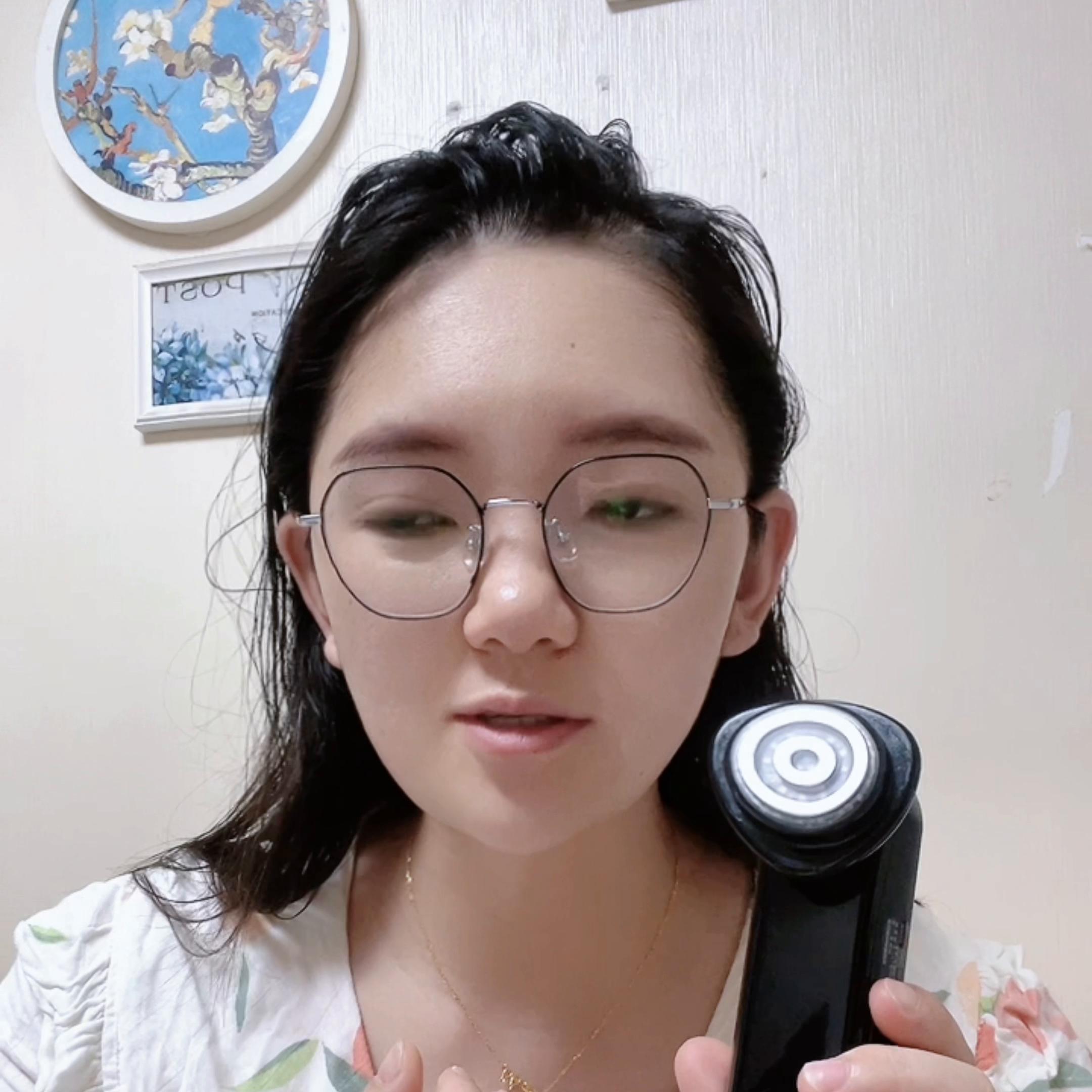 雅萌美容仪四代和第五代的区别,雅萌美容仪最新款的正确使用方法