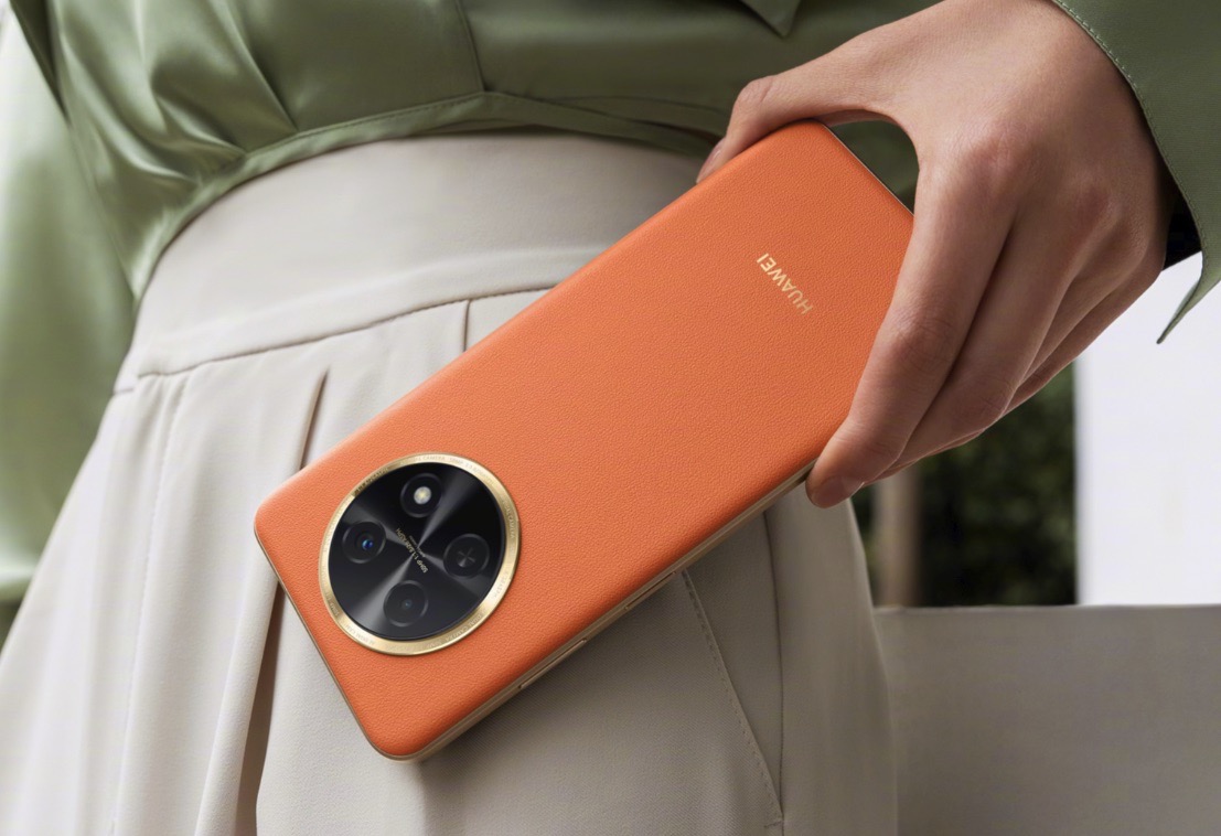 斩获续航榜第一，7000mAh+Harmony3.0，仅1799元