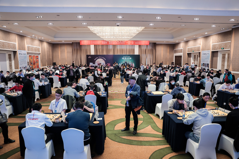 晚报杯围棋赛赛况成都,历届晚报杯业余围棋前十二名