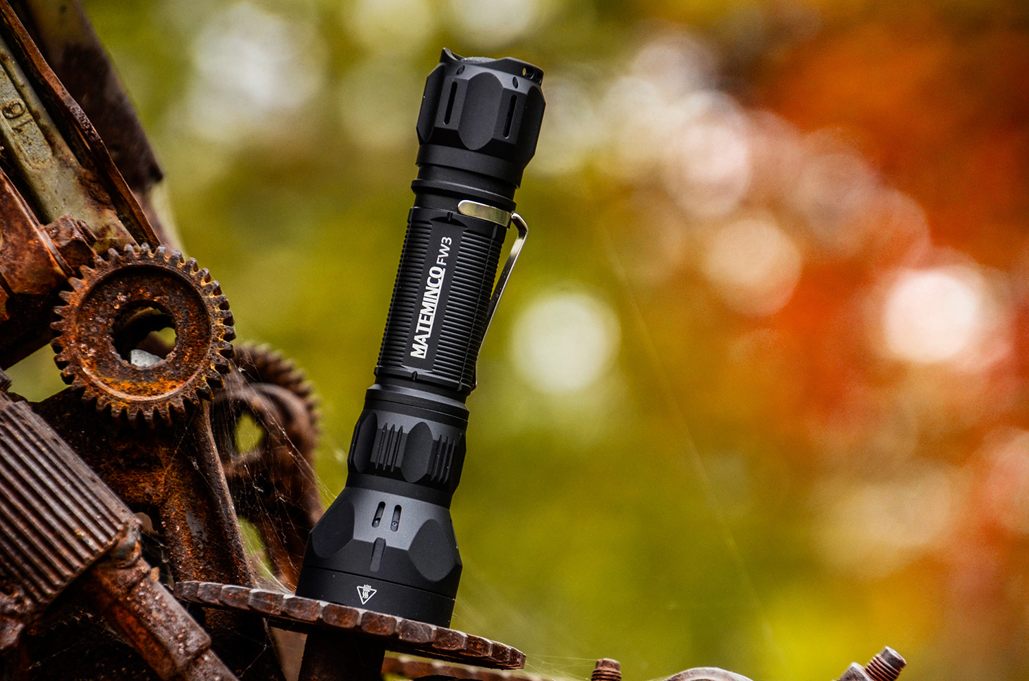 迈特明酷fw3白激光手电,迈特明酷虎头2号手电10000流明