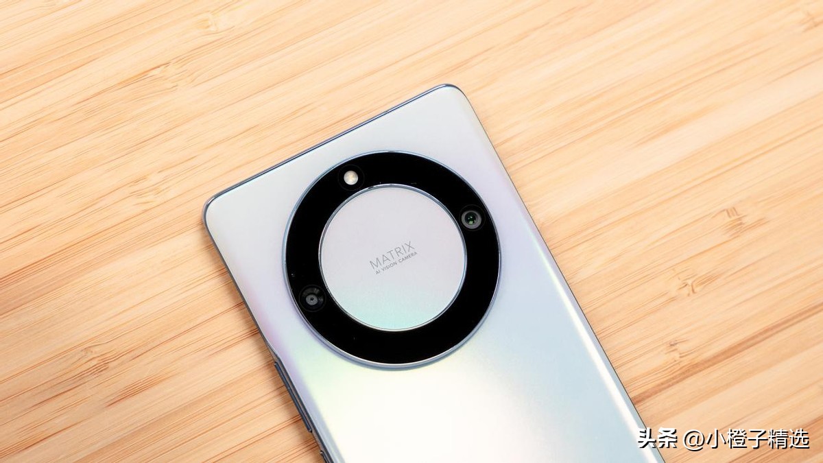 荣耀x40现在还值得买吗,荣耀x40值得学生入手吗