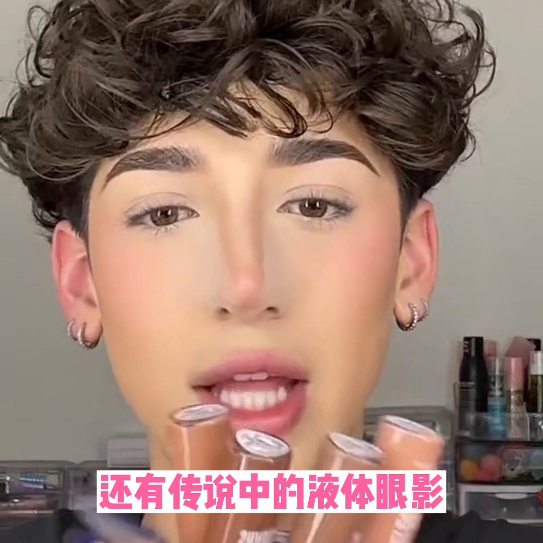 kylie23新品睫毛膏,kylie金小妹图片