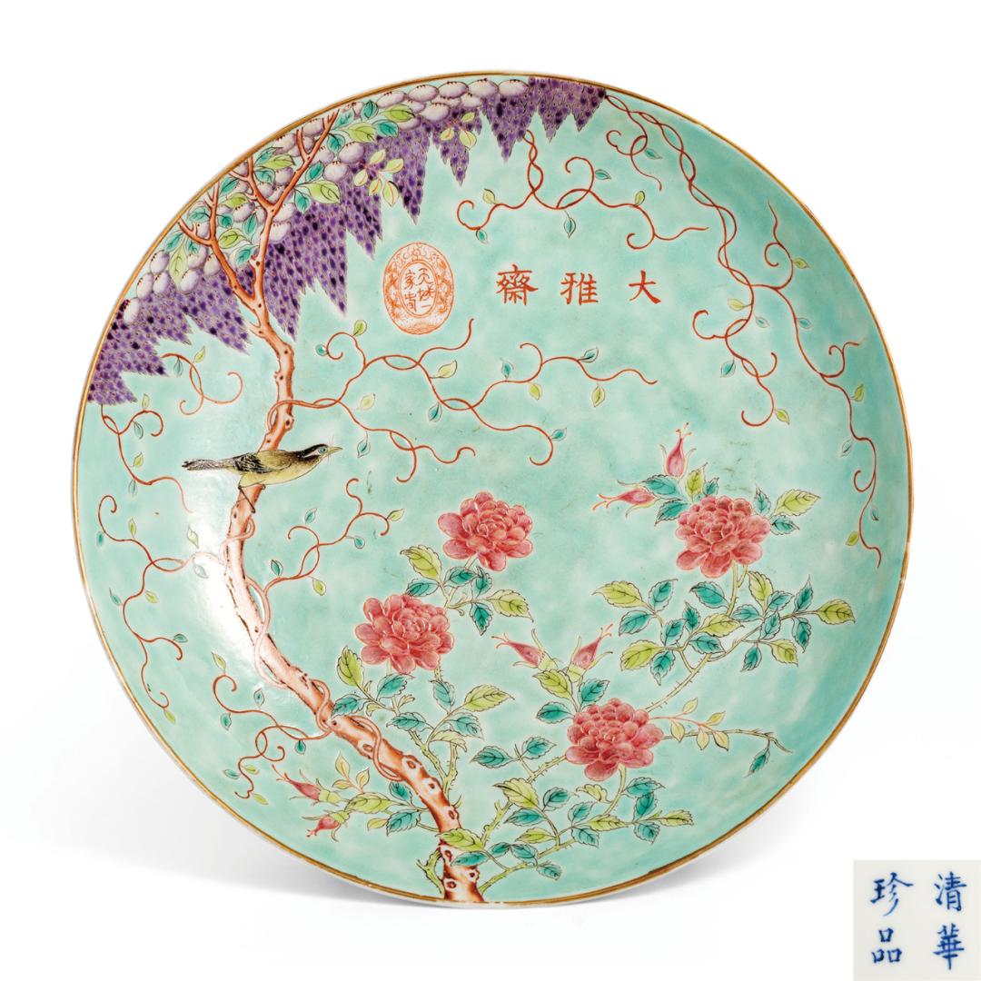 明永乐青花缠枝莲纹大碗拍卖,宣德青花缠枝牡丹纹菱口碗