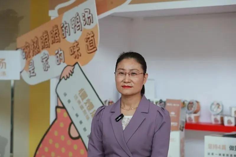 【解读中原粮仓的密码】媒体采访团走进河南华英农业股份有限公司