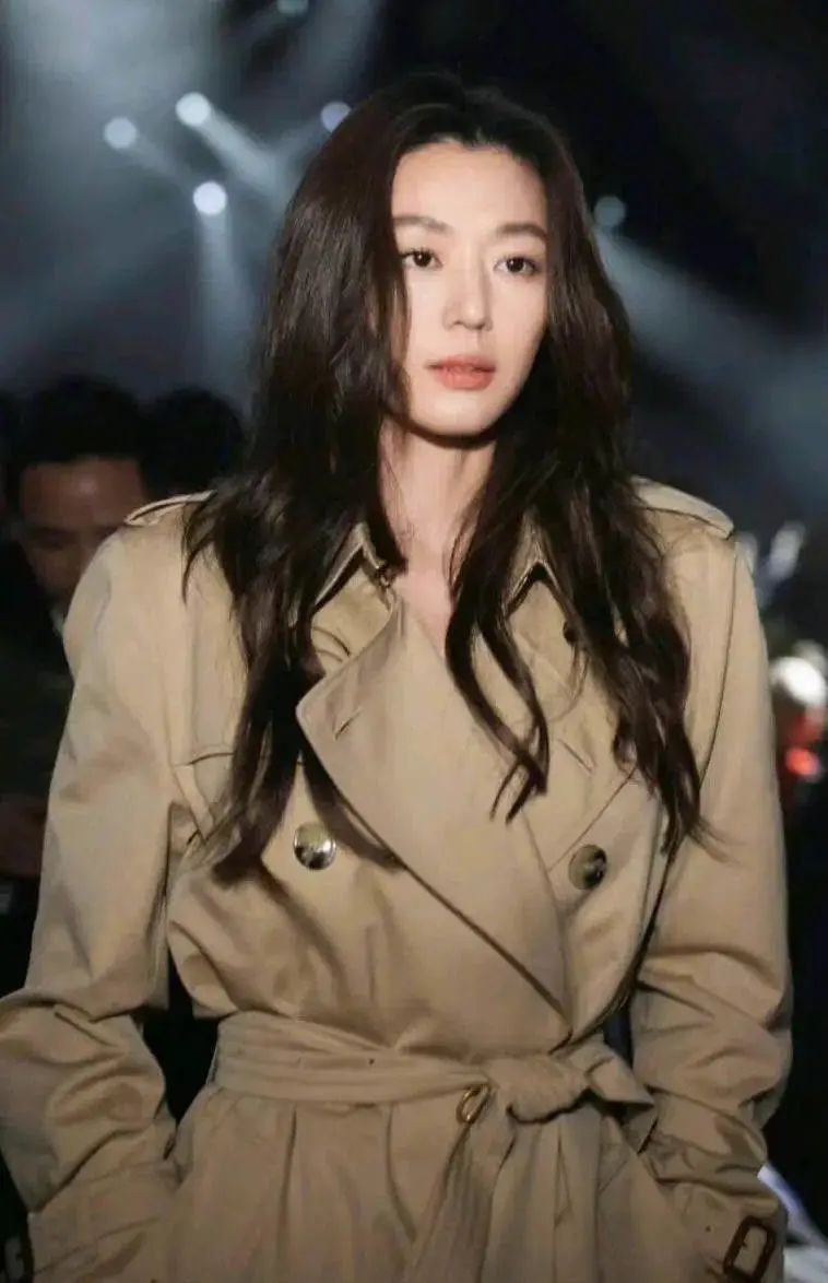 千颂伊近况,千颂伊在上海出席活动