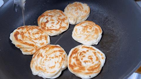 发面烧饼怎么做凉了也不硬,香酥发面烧饼制作方法