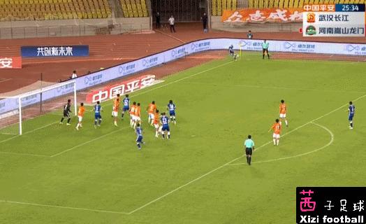 他不去留洋天理难容：黄紫昌今晚1停球世界级，真不愧中国梅西