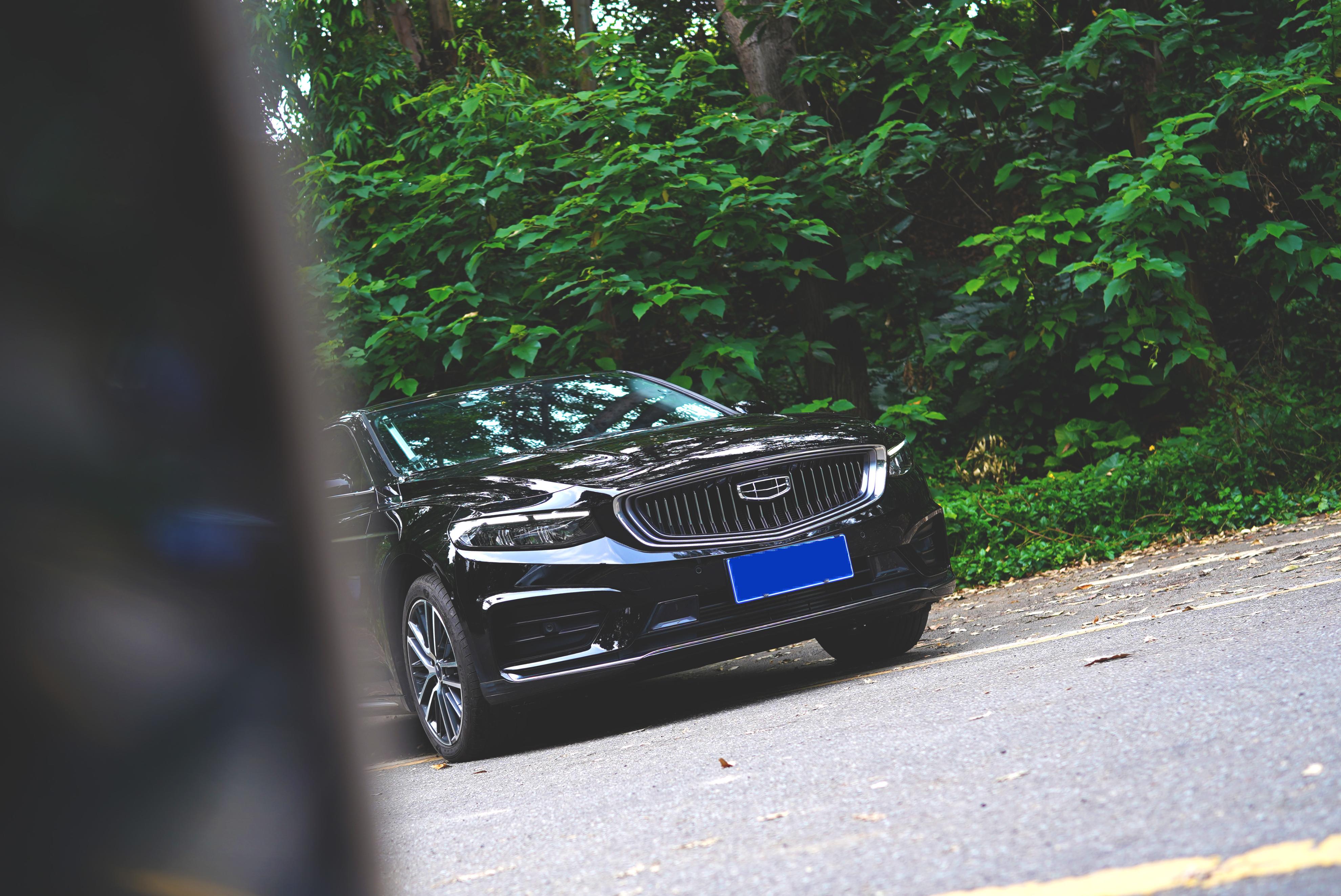 吉利2024星瑞试驾评测,吉利星瑞和沃尔沃s40