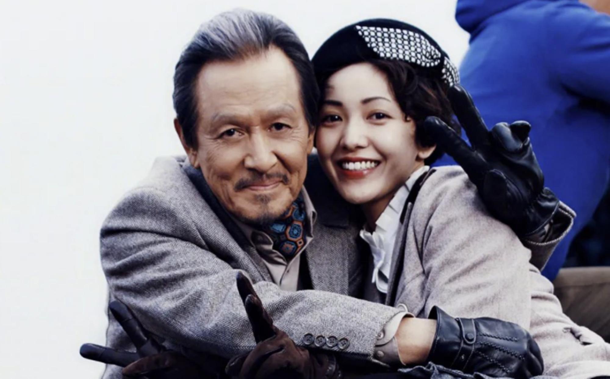 52岁演少女,借拍戏之名行咸猪手,影视圈这些畸形现象,该改改了