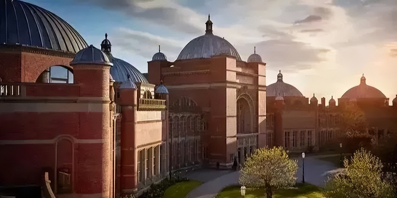 英国高中留学公费怎么申请,英国留学金计划申请