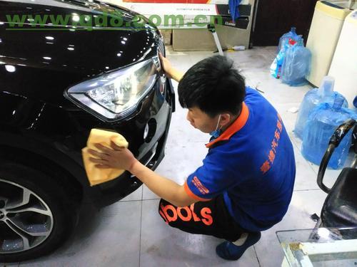 汽车镀晶和打蜡哪个效果好,汽车微镀晶效果怎么样