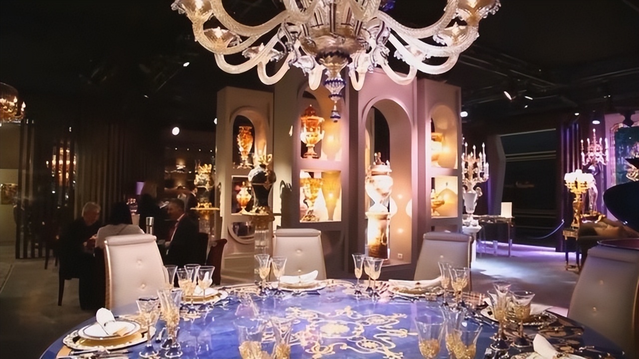 娣卞湷鏃跺皻绉戞妧浜т笟鏈夐檺鍏徃,娣卞湷瀹跺叿琛屼笟鍝佺墝