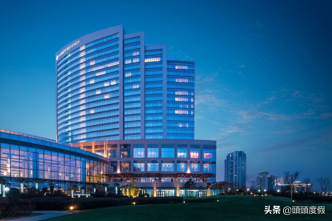 青岛最新海边度假酒店,青岛既能看海又能看山的酒店