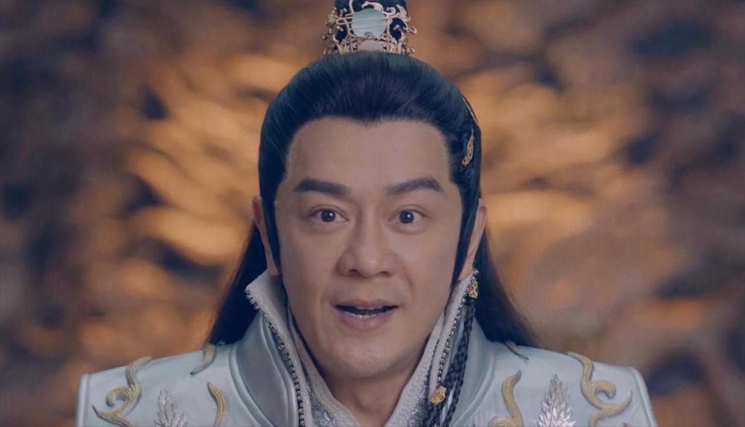 油腻、一脸褶子，这六位大龄男星非要尬演少年，求求你们放过观众