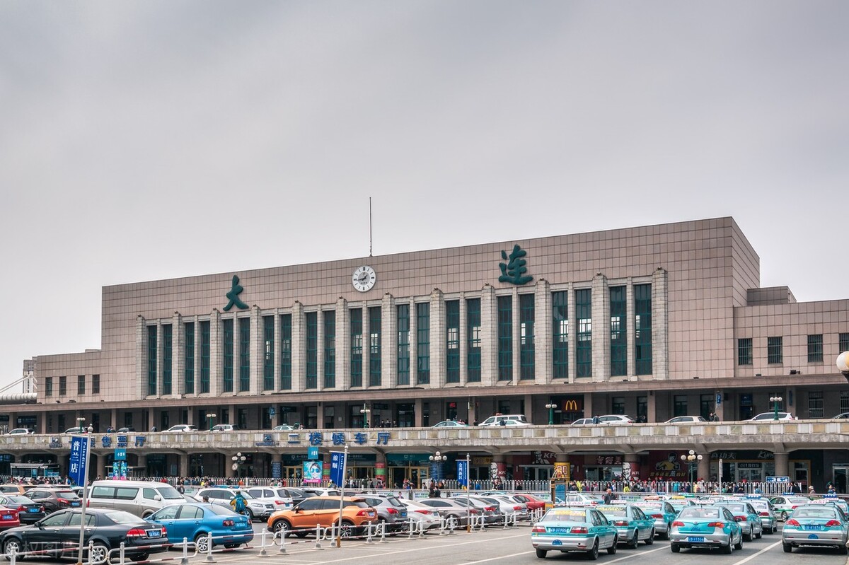 为什么大连人和烟台人说话相似,大连人为什么是东北人