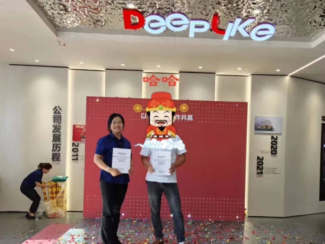 绛惧崟鎹锋姤棰戜紶,绛剧害鍔犵洘鍠滄姤鏉ヨ