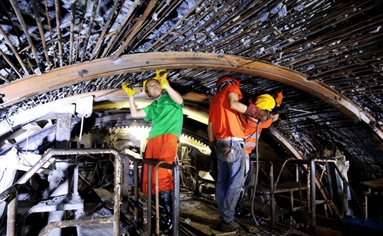 凿穿秦岭风水影响,凿秦岭引长江水入黄河