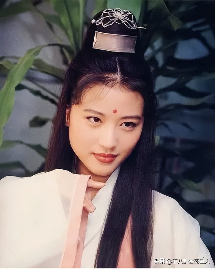 10位定居内地的香港明星,定居大陆的40多位港星