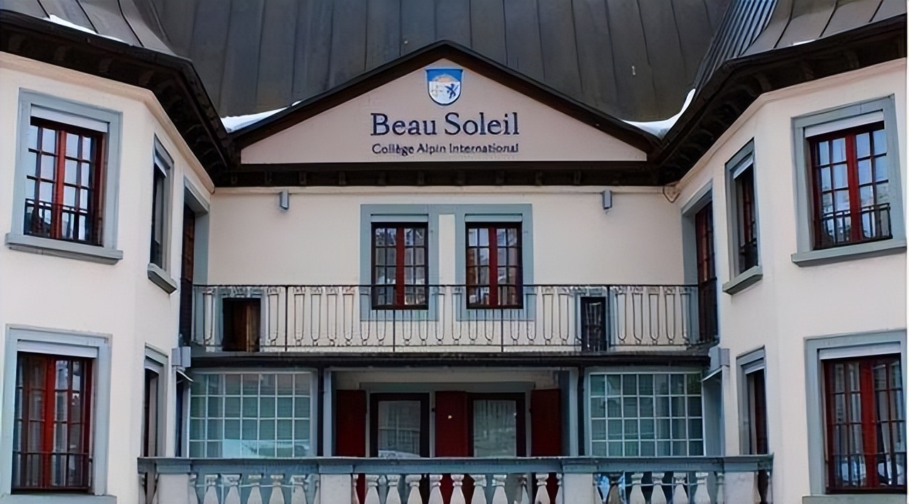 刘烨到底多有钱,有钱人都把儿子送去哪些学校