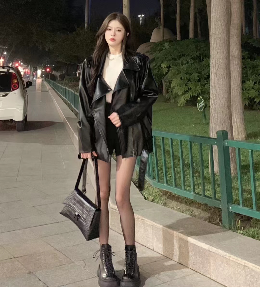 秋冬黑色宽松皮衣两件套,40-50岁洋气皮衣套装