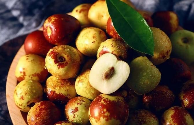 4种水果可能会加重胃病建议少吃,有胃病不能吃哪些东西