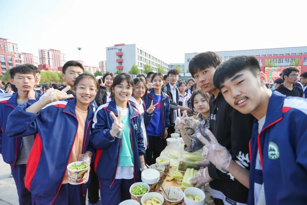 南湖行知丨引爆全场！当美食与体育邂逅，会擦出怎样的火花？