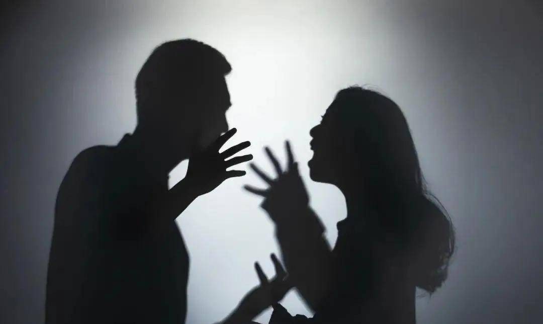 中国清华学霸杀妻案,北大学霸杀母藏尸7个月