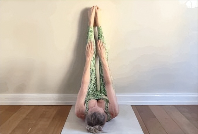 9个瑜伽动作视频教程集锦,9个瑜伽动作循序渐进练劈叉