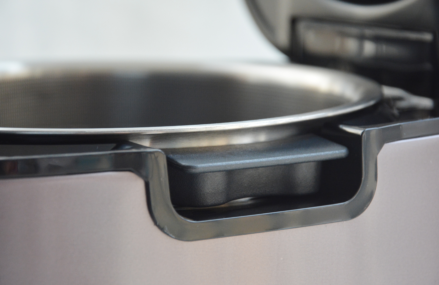 康巴赫蜂窝钢胆电饭煲,康巴赫纯钛内胆电饭煲价格