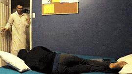 在老公车里发现东西,老公车里发现口红印怎么办