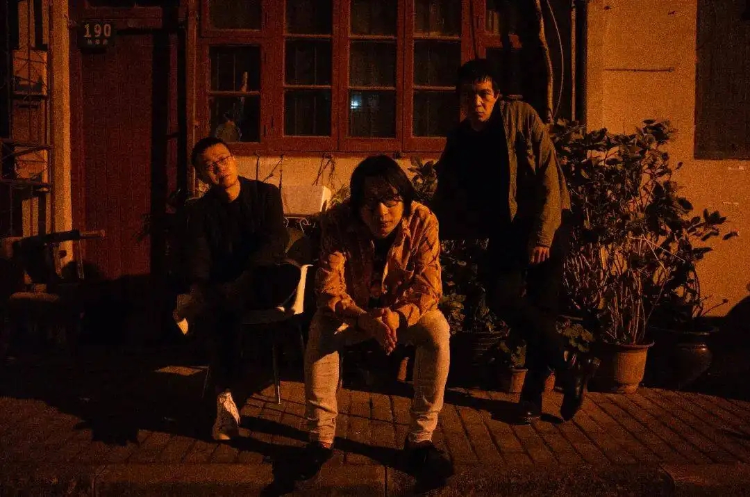 同样是原创歌手为什么差距这么大,内地乐坛和台湾乐坛对比哪个好