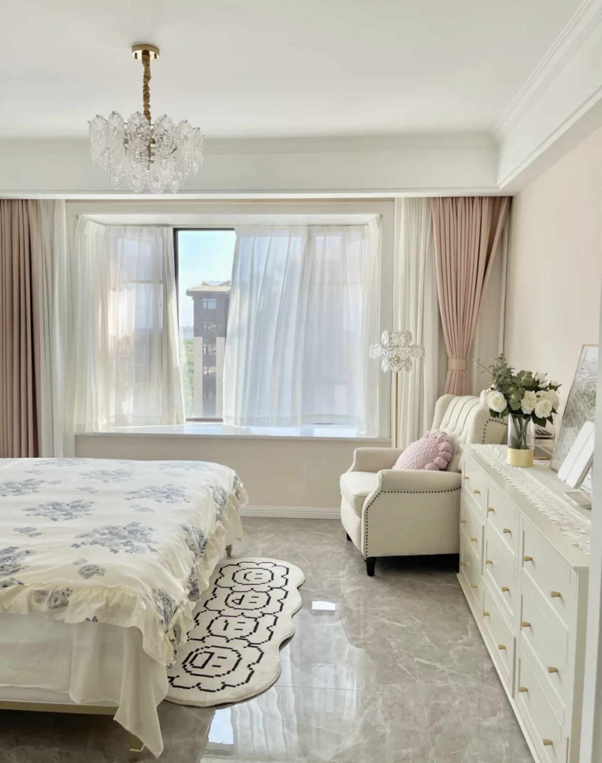 为什么卧室不装瓷砖,卧室不放床到最后实用吗