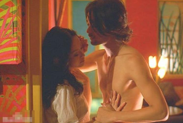 同时交往5个男友的“香港第一妖女”，被大师说“屁股淫贱”