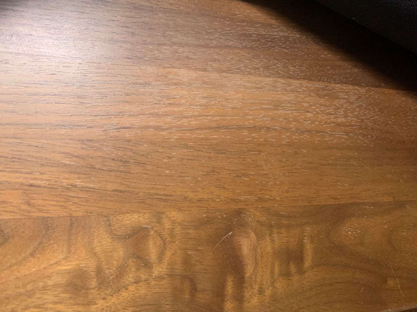 乱七八糟的电脑桌,笔记本电脑桌桌椅