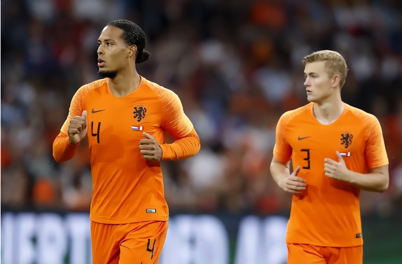 世界杯4支热门三线均衡，夺冠球队前场美如画，法国荷兰后防最强