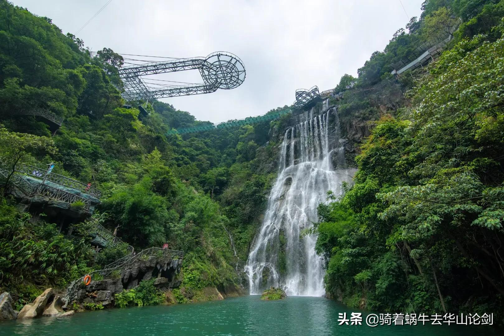 澶╂皵鐐庣儹灏辨潵婕傛祦,鐐庣儹澶忓ぉ鐜╂按婕傛祦閬挎殤涔嬪湴