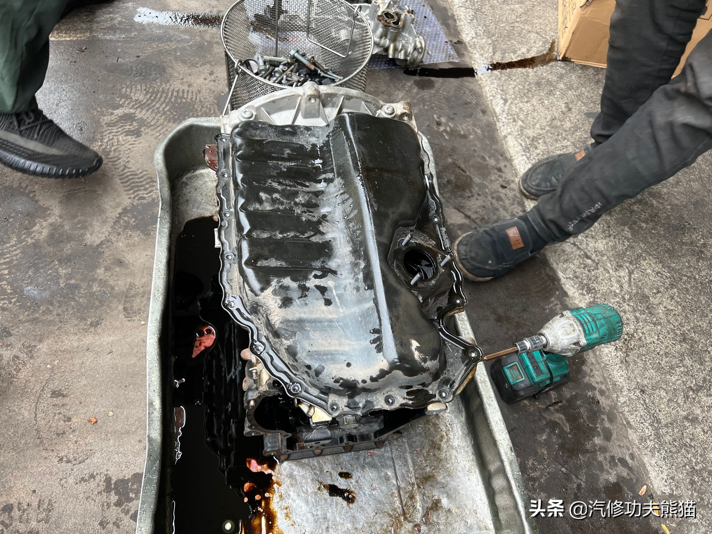 大众夏朗11万公里烧机油,大众夏朗九万公里突然烧机油