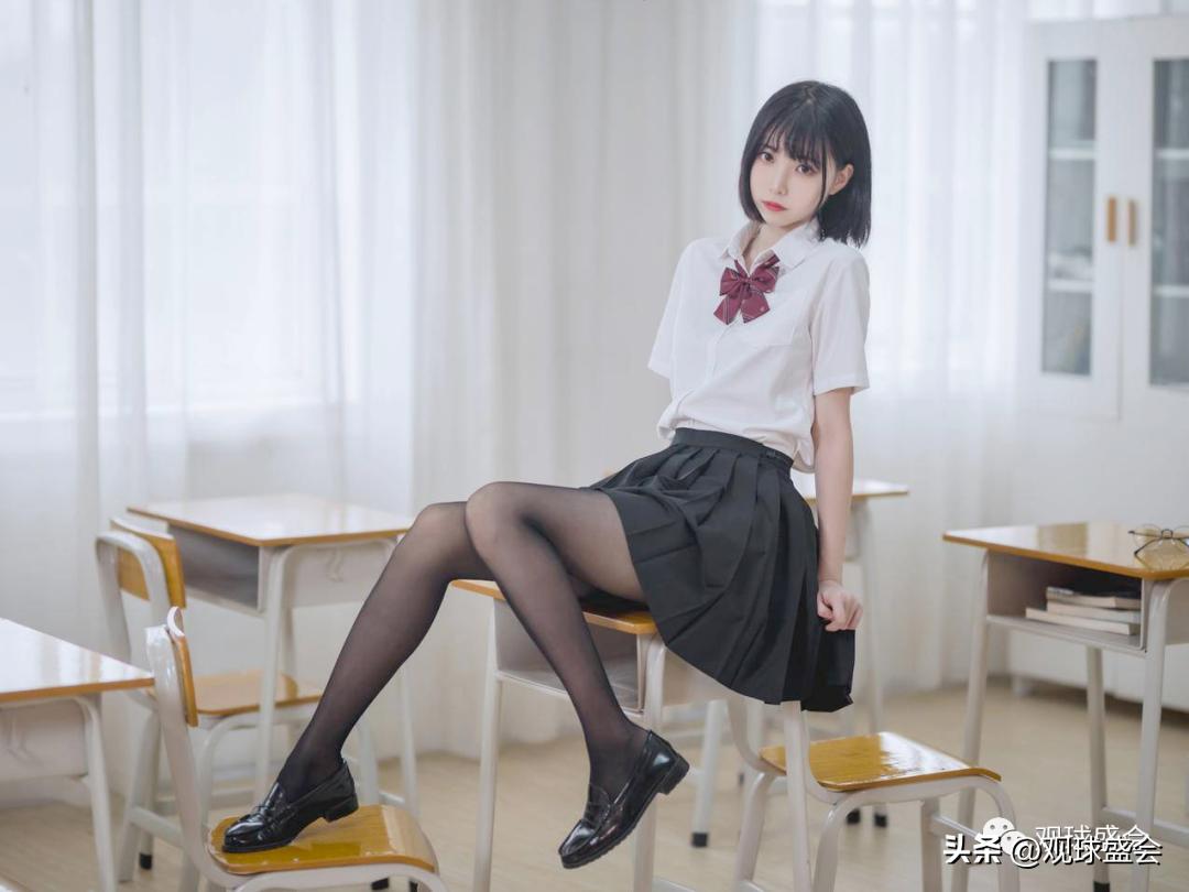 jk制服真好看吗,jk制服搭配什么发型好看