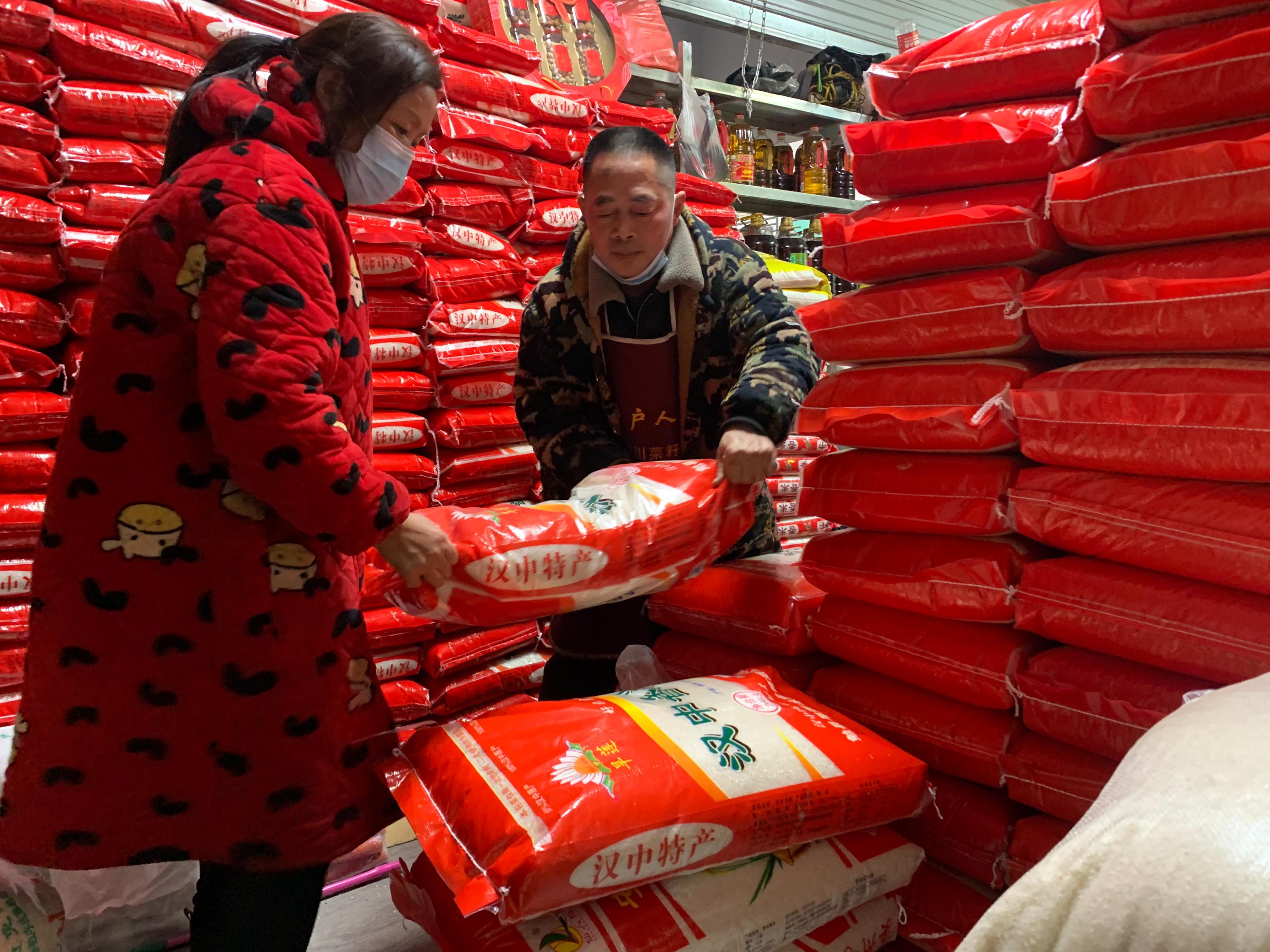 市民放心“购”！春节期间双流物资供应充足、质优价稳