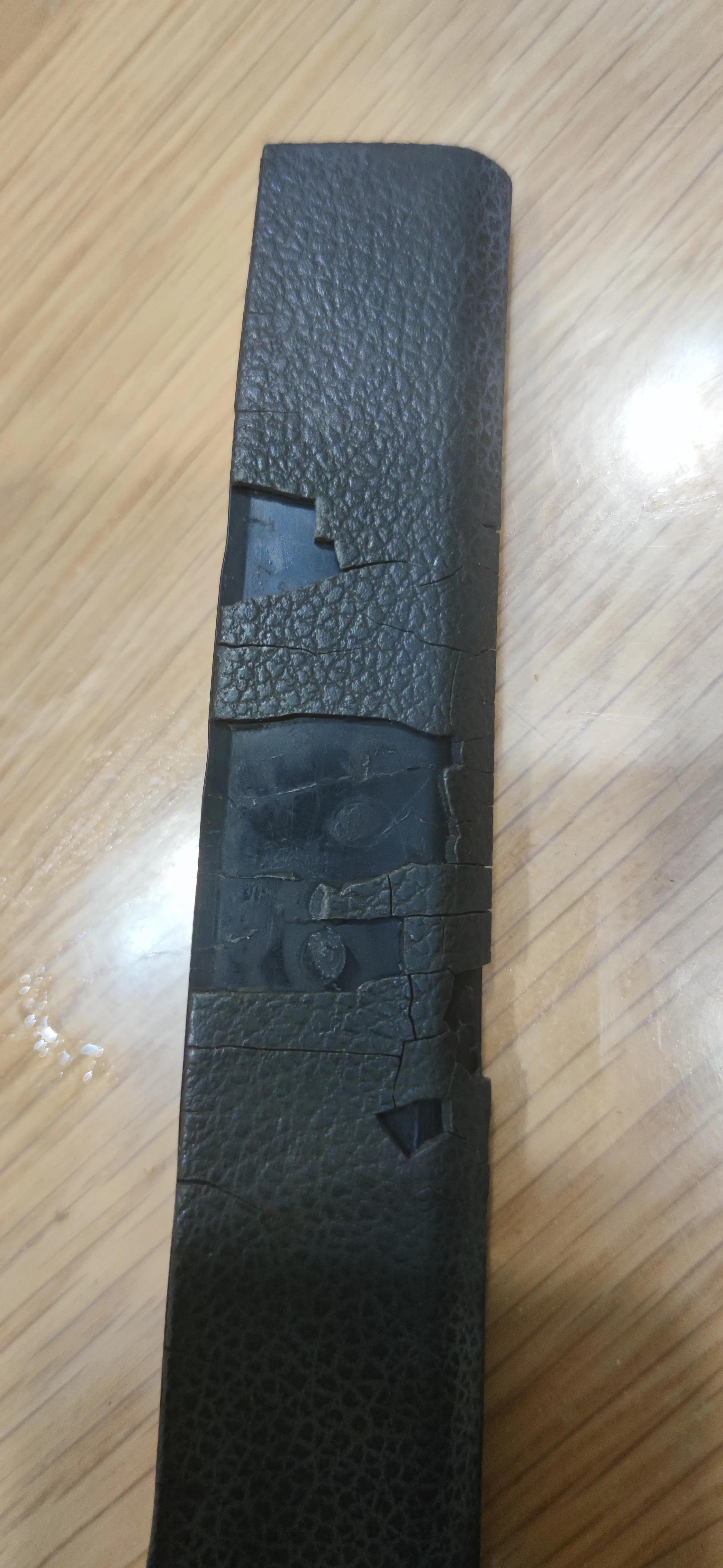 高尔夫6更换机盖拉手底座,高尔夫6更换方向盘气囊盖