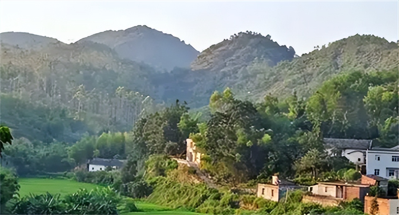 李继胜：87岁的他当“裸模”20年，与24岁女孩同住，子女都不来往