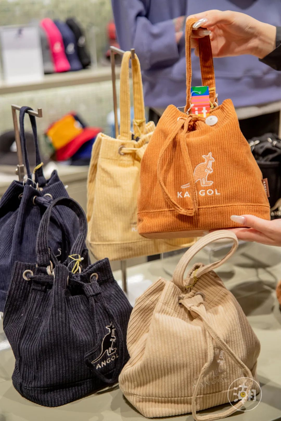 i.t成都新店潮酷来袭,带你解锁N种穿搭灵感