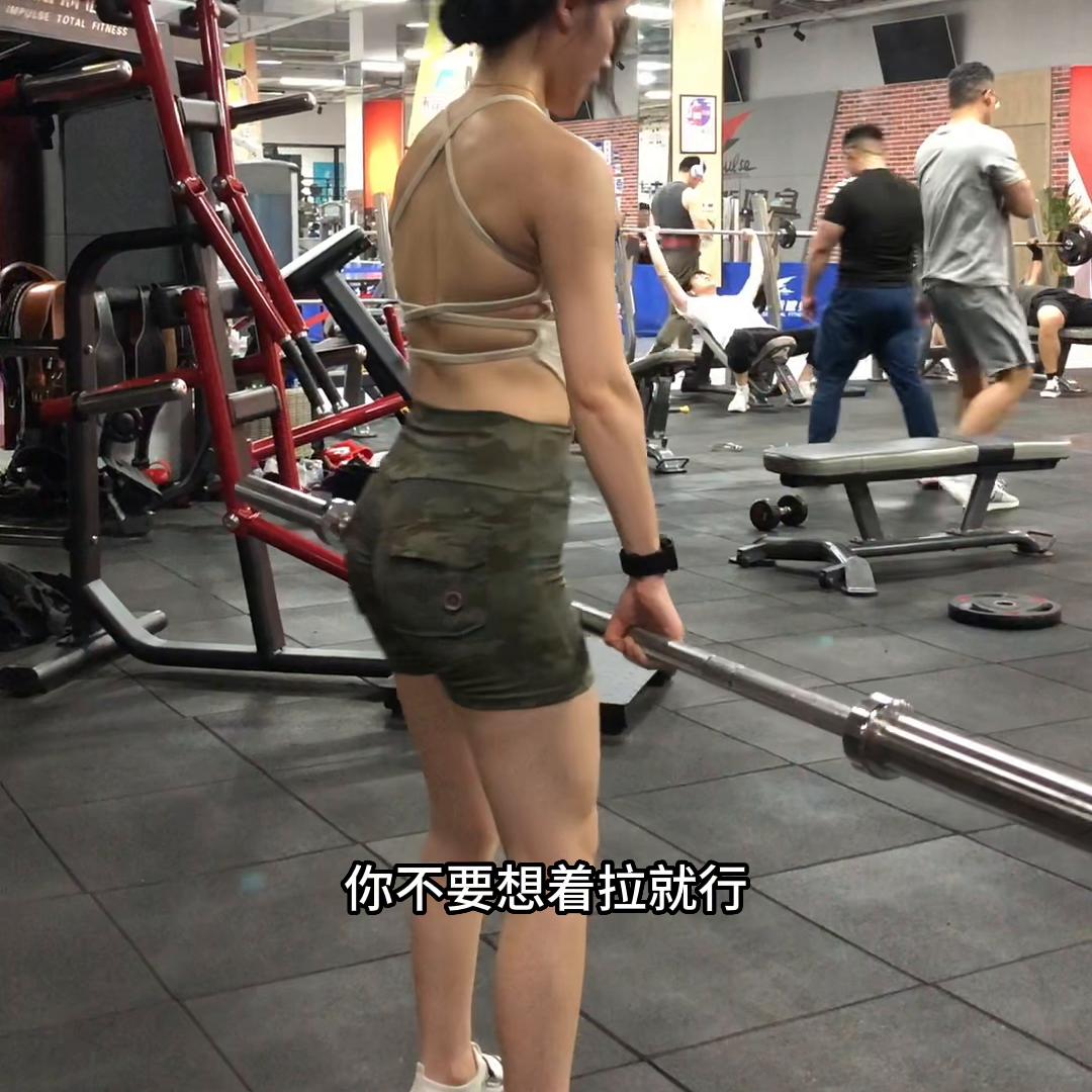 新手小白在健身房该怎么练,新手去健身房锻炼几下就没劲了