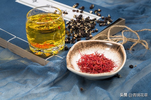 养花养成“花草杀手”，就养这些5种球根花，好看好养还有大用处