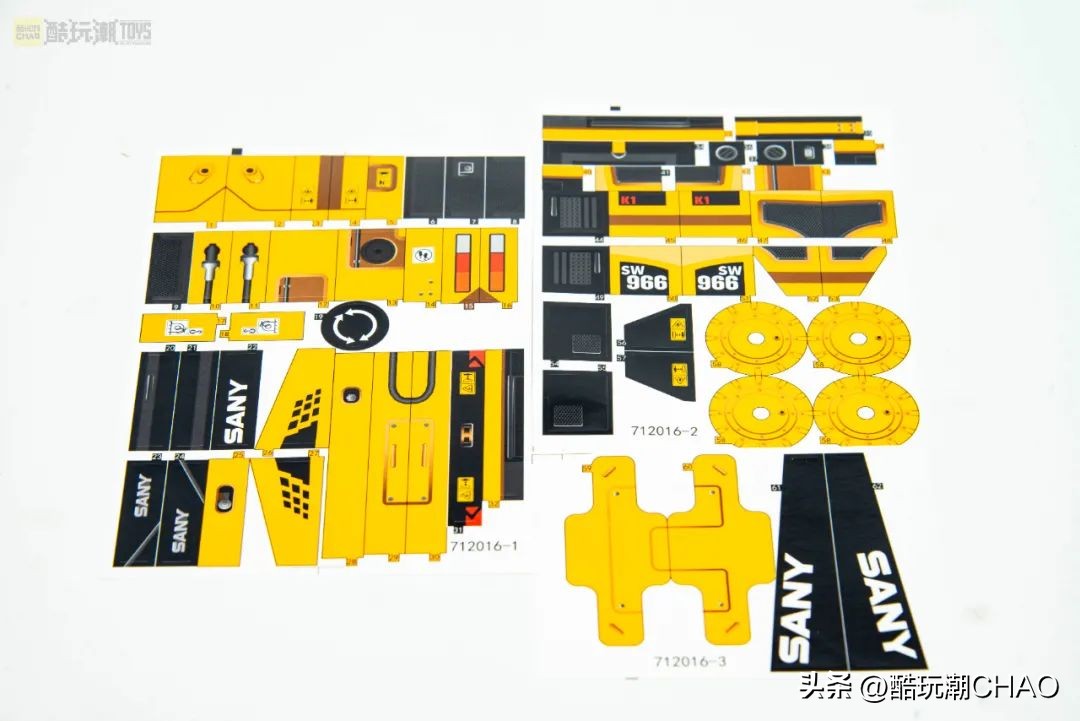 森宝积木三一重工系列拼搭视频,森宝积木三一重工吊车拼装视频